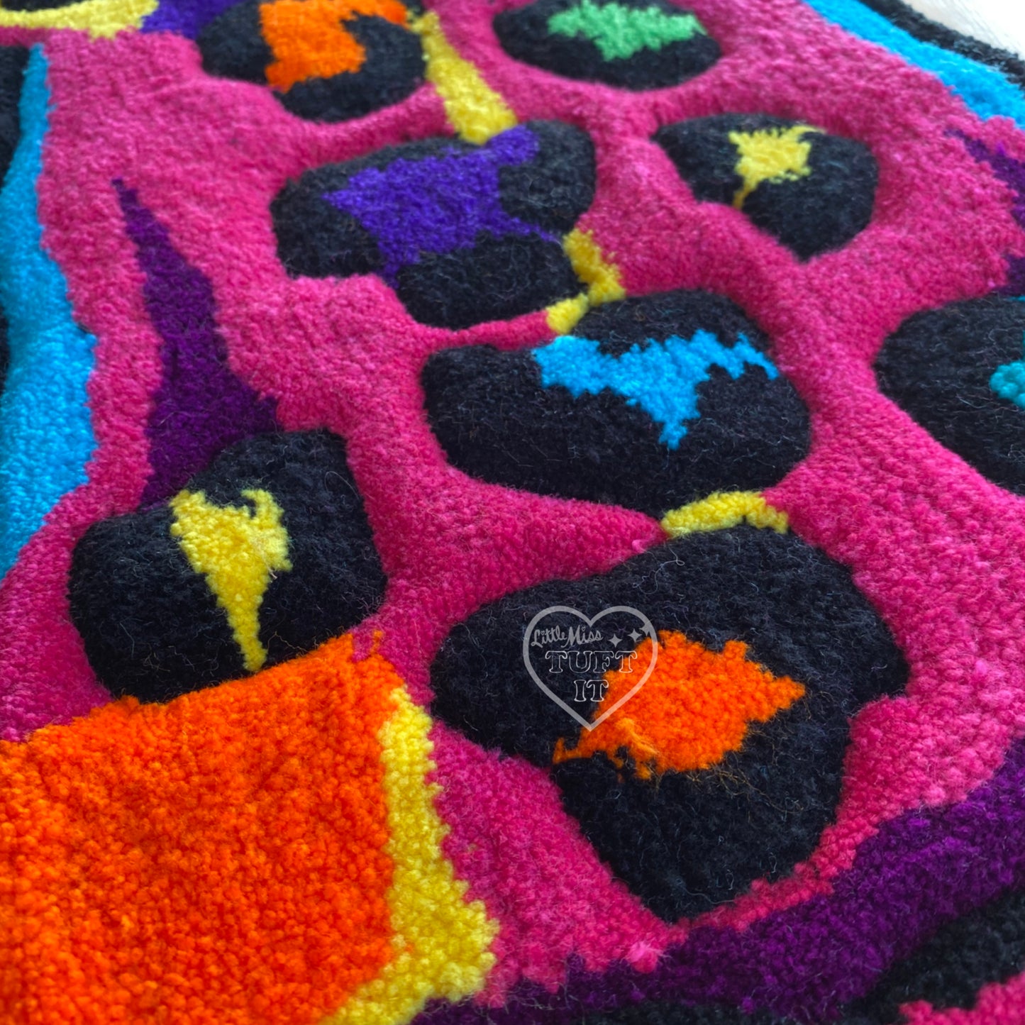 Small Colorful Rainbow Paw Print Tuft Rug